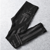 运动弹力裤激光打标机 一种新型的布料打孔裁剪机器